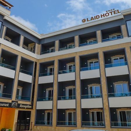 Laid Hotel Vlorë Buitenkant foto