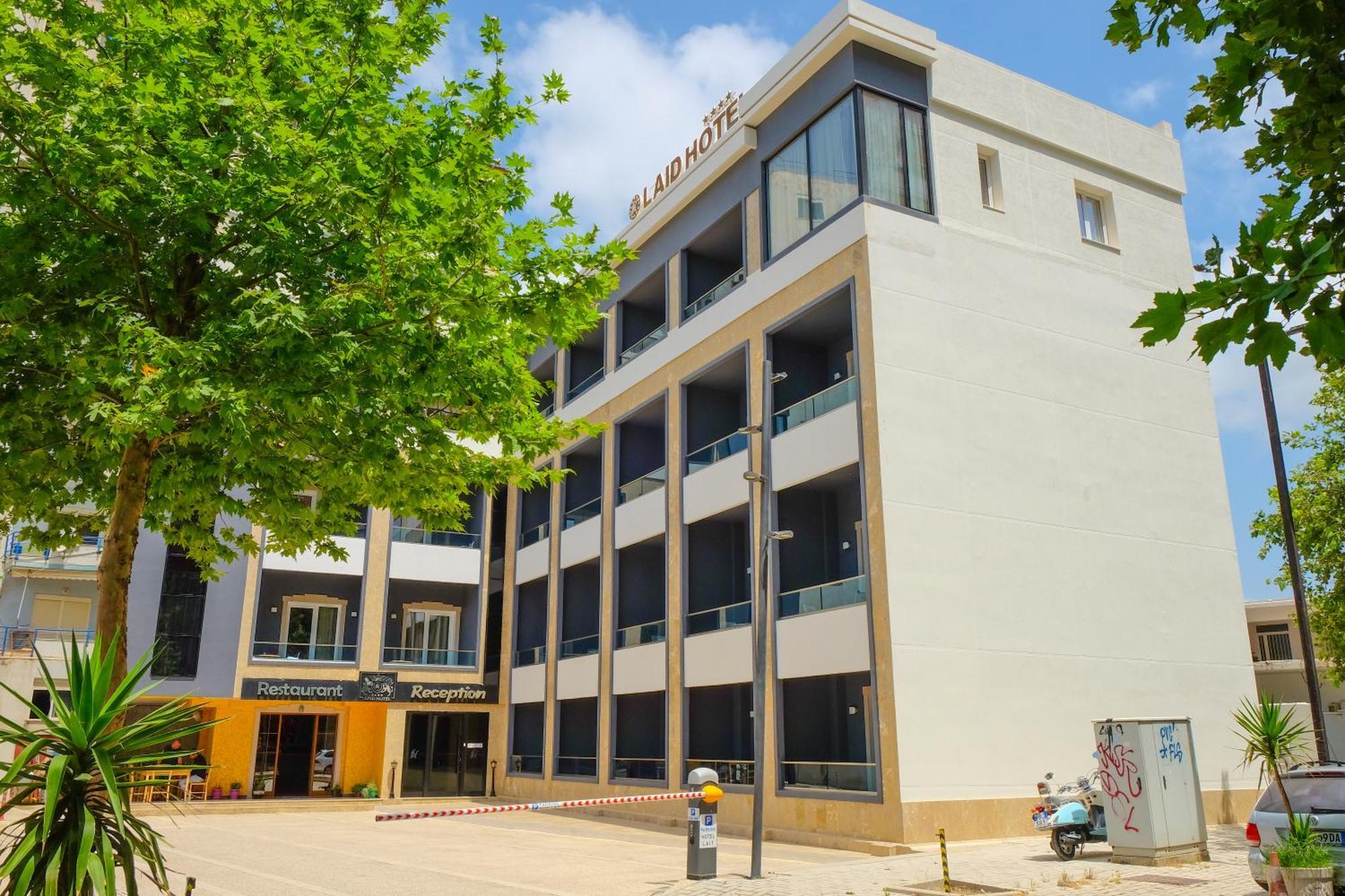 Laid Hotel Vlorë Buitenkant foto